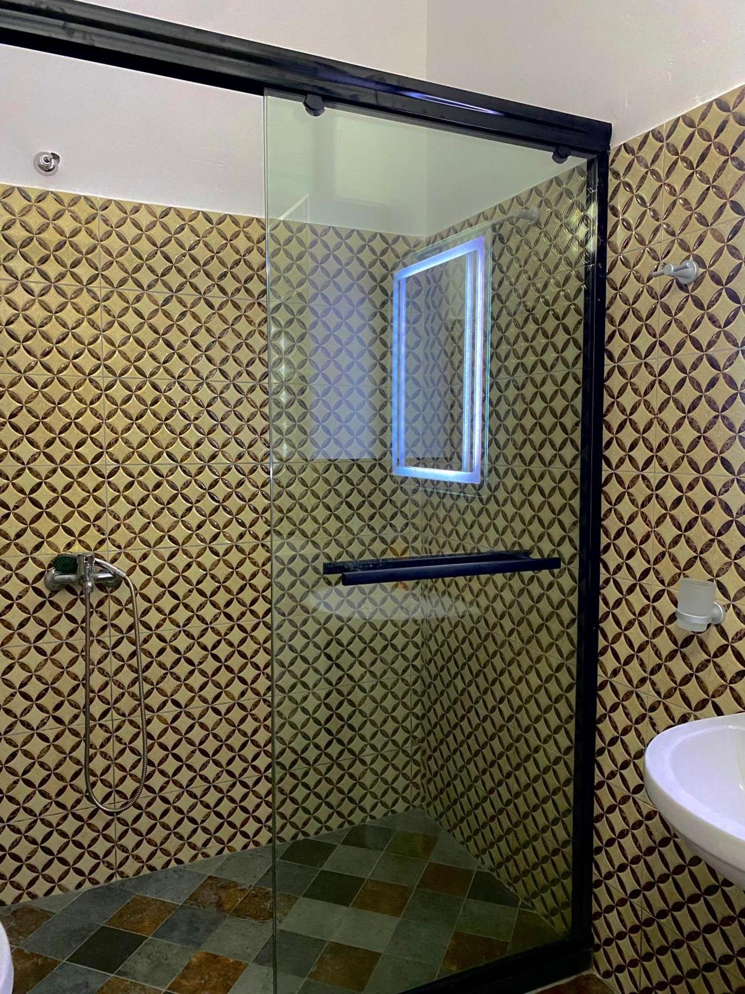 Prestige Apartament Sea View ดูร์เรส ภายนอก รูปภาพ