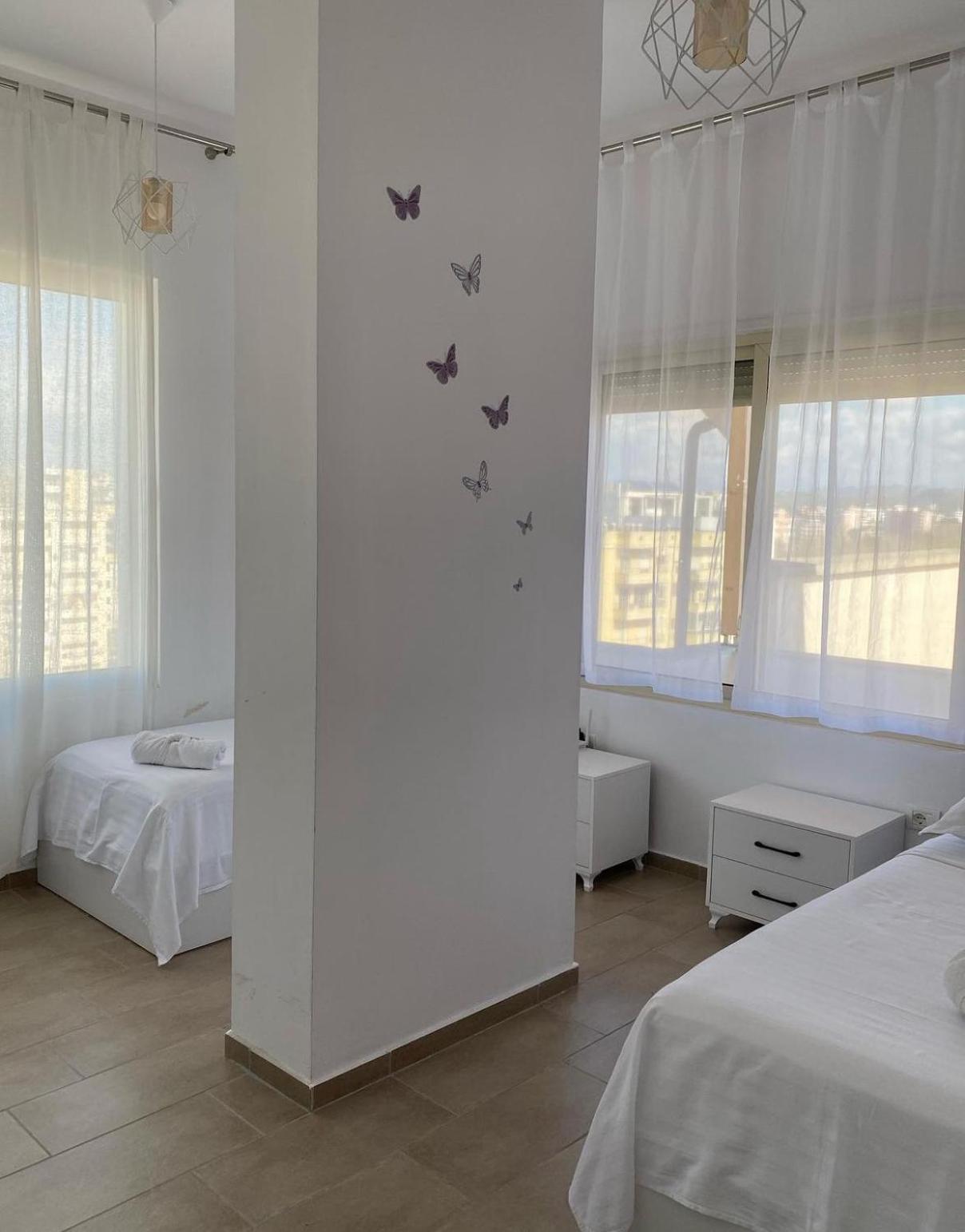 Prestige Apartament Sea View ดูร์เรส ภายนอก รูปภาพ