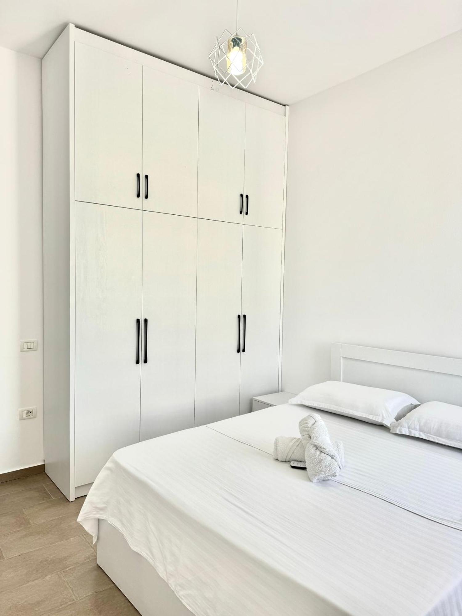 Prestige Apartament Sea View ดูร์เรส ภายนอก รูปภาพ